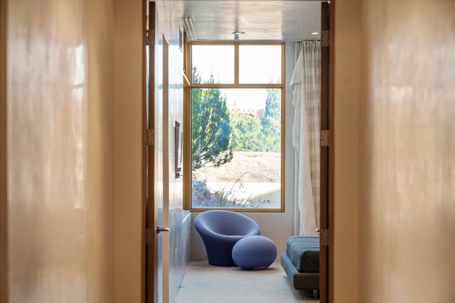 26 Bishops Dome Road, Santa Fe, NM 87506