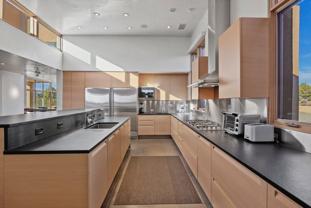 26 Bishops Dome Road, Santa Fe, NM 87506