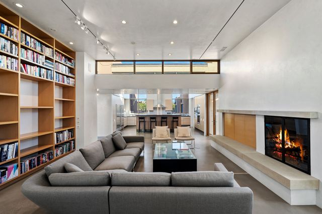 26 Bishops Dome Road, Santa Fe, NM 87506