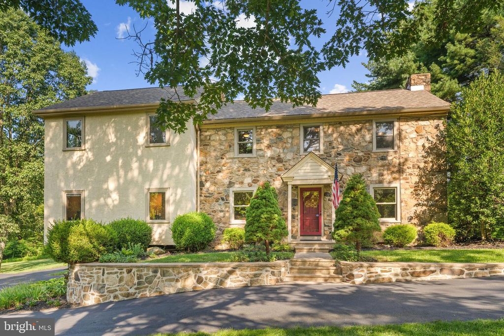 3130 SEISHOLTZVILLE RD, Macungie, PA 18062