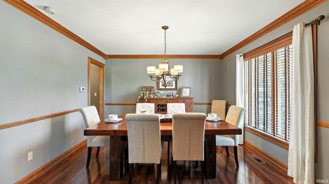 102 Greenhurst Court, Auburn, IN 46706