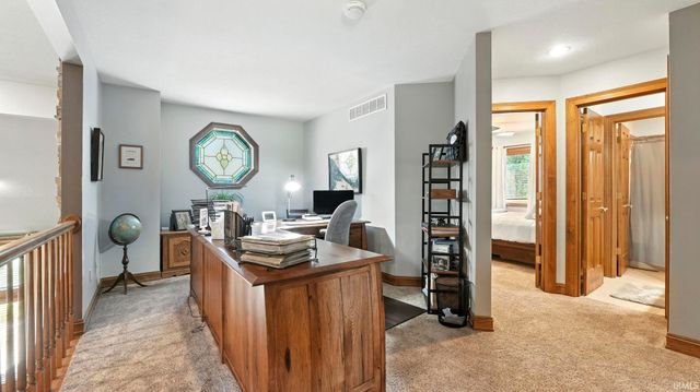 102 Greenhurst Court, Auburn, IN 46706