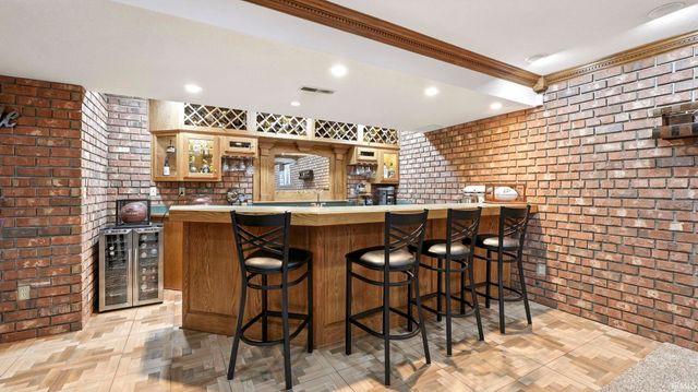 102 Greenhurst Court, Auburn, IN 46706