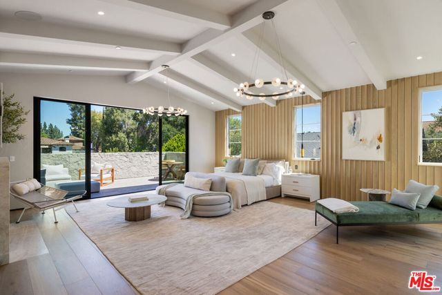 5056 Louise Avenue, Encino, CA 91316