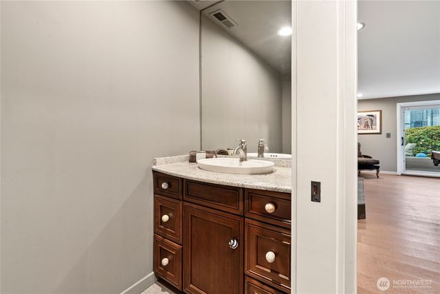 9829 Hilltop Road, Bellevue, WA 98004