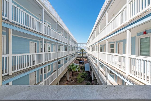 10811 San Luis Pass Road 2217, Galveston, TX 77554