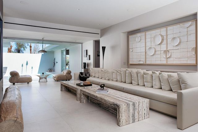 205 Desert Lakes Drive, Palm Springs, CA 92264