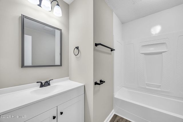 503 Rollingwood Drive, Dudley, NC 28333
