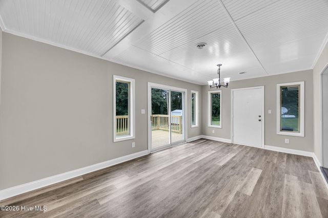 503 Rollingwood Drive, Dudley, NC 28333