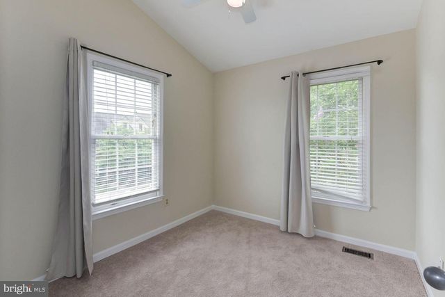 1264 QUAKER HILL DR, Alexandria, VA 22314