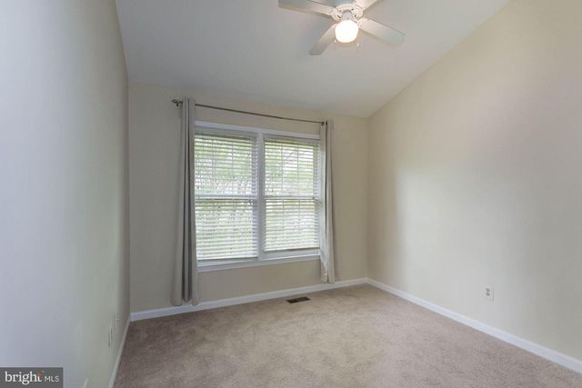 1264 QUAKER HILL DR, Alexandria, VA 22314