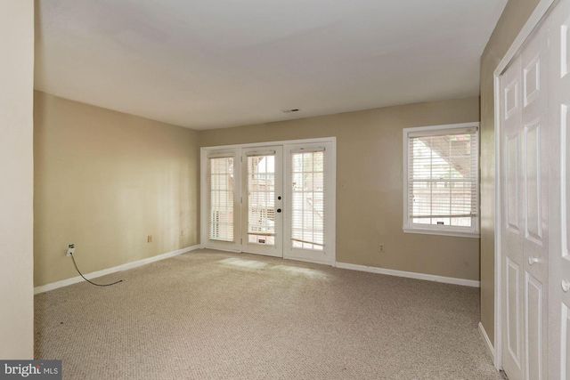 1264 QUAKER HILL DR, Alexandria, VA 22314