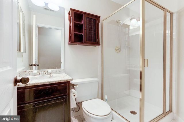 1264 QUAKER HILL DR, Alexandria, VA 22314