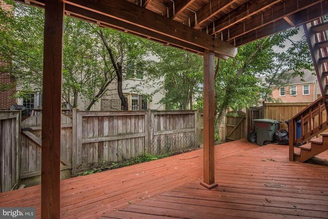 1264 QUAKER HILL DR, Alexandria, VA 22314