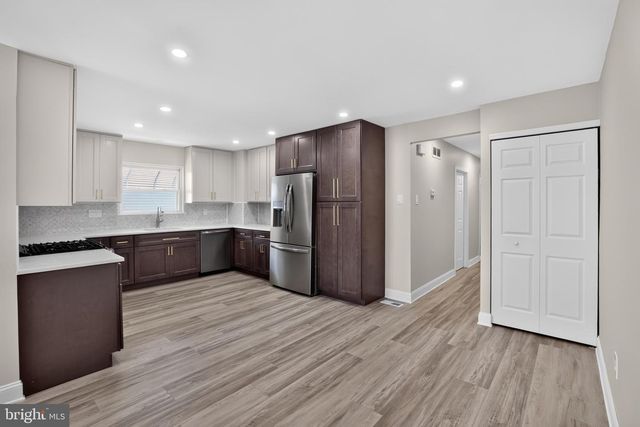 9312 EDMUND ST, Philadelphia, PA 19114