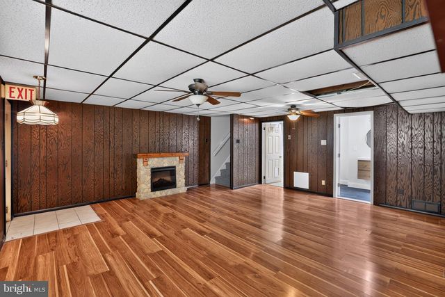 9312 EDMUND ST, Philadelphia, PA 19114