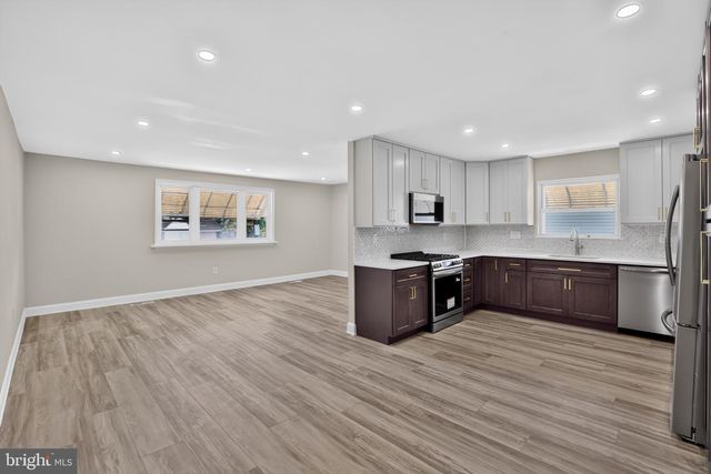 9312 EDMUND ST, Philadelphia, PA 19114