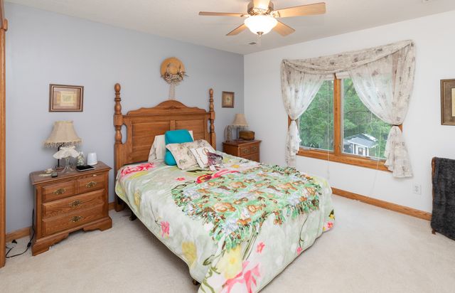 2718 Emma Avenue, Des Moines, IA 50321