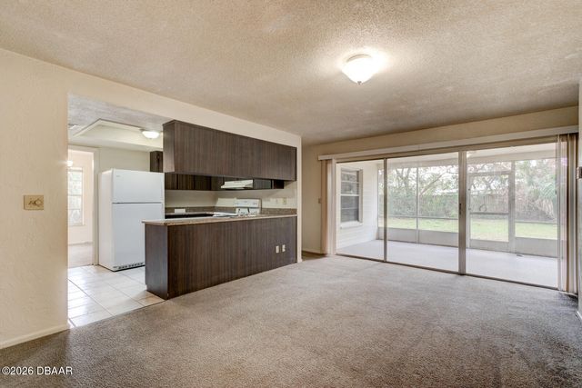 712 Lucerne Circle, Ormond Beach, FL 32174