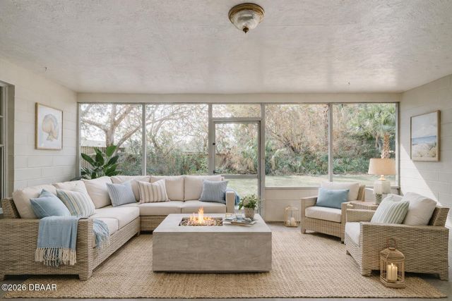 712 Lucerne Circle, Ormond Beach, FL 32174