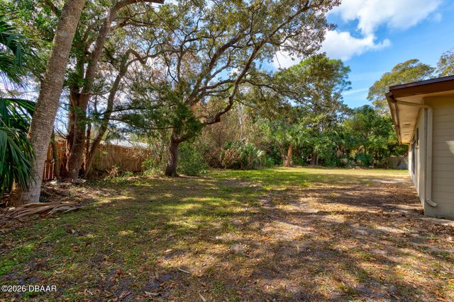 712 Lucerne Circle, Ormond Beach, FL 32174