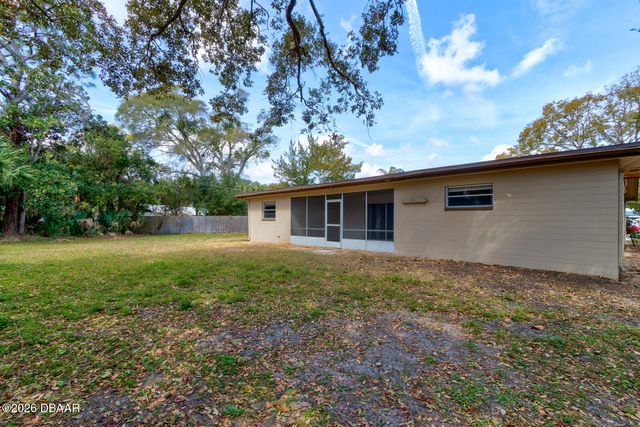 712 Lucerne Circle, Ormond Beach, FL 32174