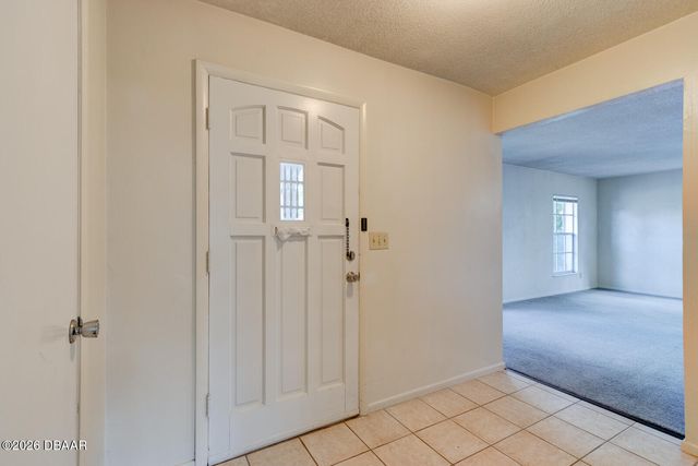 712 Lucerne Circle, Ormond Beach, FL 32174