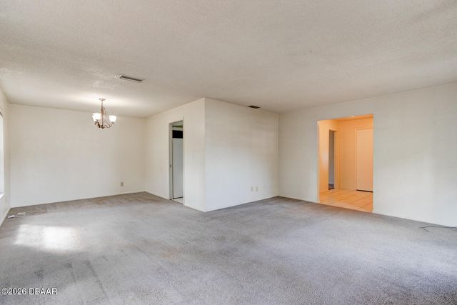 712 Lucerne Circle, Ormond Beach, FL 32174