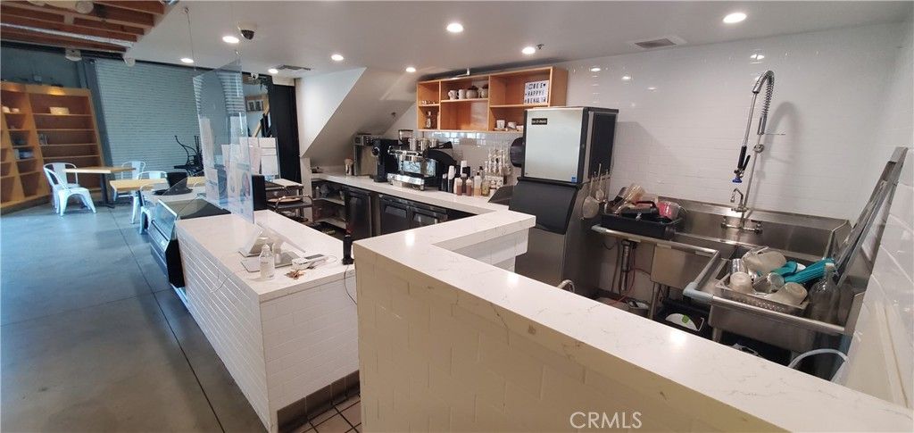 921 Crocker, Los Angeles, CA 90021 — photo 4