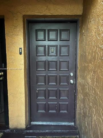 4220 NW 21st St 207, Lauderhill, FL 33313