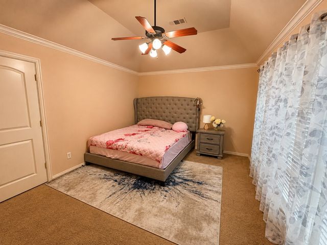 5801 Mira Lago Lane, Arlington, TX 76017