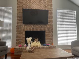 3718 HUNTERS CIR, San Antonio, TX 78230