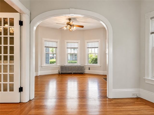 225 Hunts Avenue, Pawtucket, RI 02861