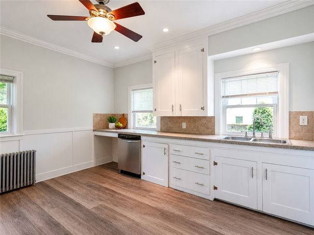 225 Hunts Avenue, Pawtucket, RI 02861