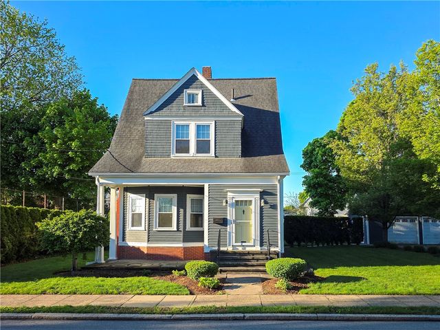 225 Hunts Avenue, Pawtucket, RI 02861