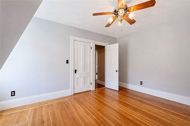 225 Hunts Avenue, Pawtucket, RI 02861