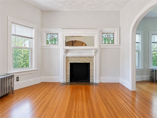 225 Hunts Avenue, Pawtucket, RI 02861