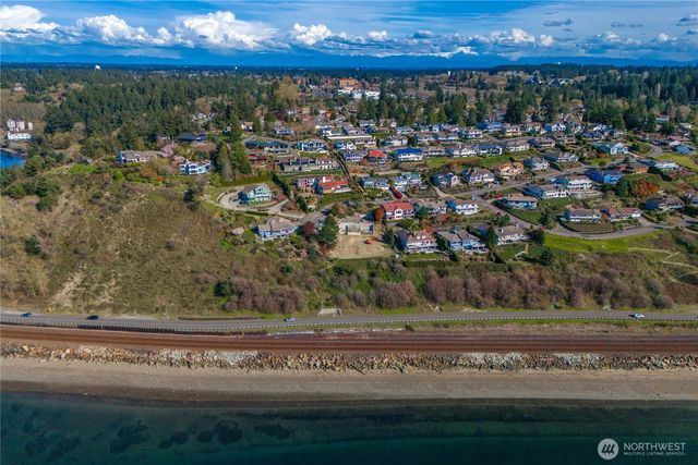 38 Puget Drive, Steilacoom, WA 98388