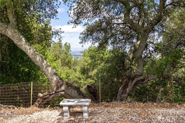 13305 Santa Ana, Atascadero, CA 93422