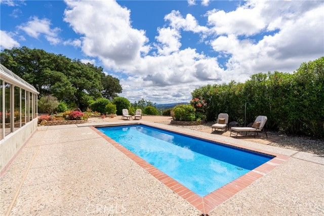 13305 Santa Ana, Atascadero, CA 93422