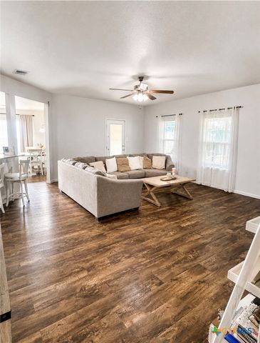 322 Hamilton Court, Belton, TX 76513