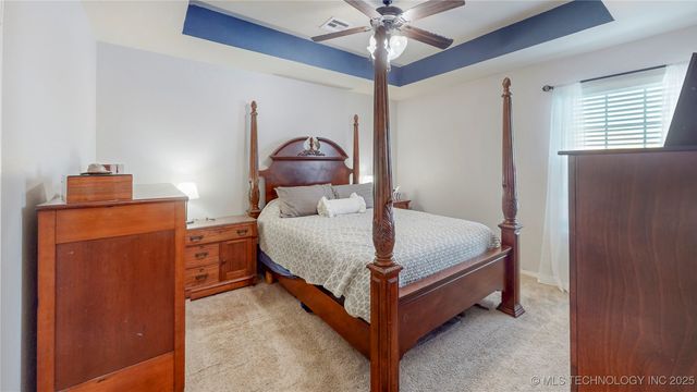 9248 S 254th East Avenue, Broken Arrow, OK 74014