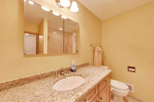 1012 Bonita Drive, Park Ridge, IL 60068