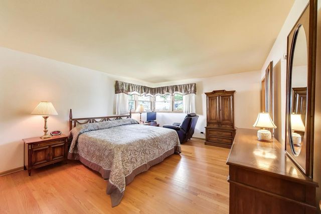 1012 Bonita Drive, Park Ridge, IL 60068