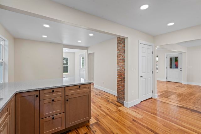 15 Sunset Avenue, Milton, VT 05468