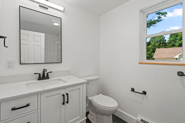 15 Sunset Avenue, Milton, VT 05468