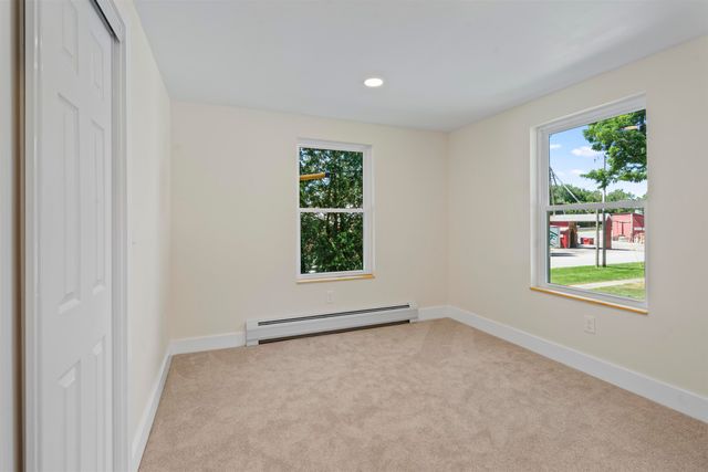 15 Sunset Avenue, Milton, VT 05468