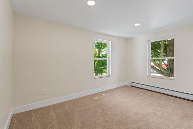 15 Sunset Avenue, Milton, VT 05468