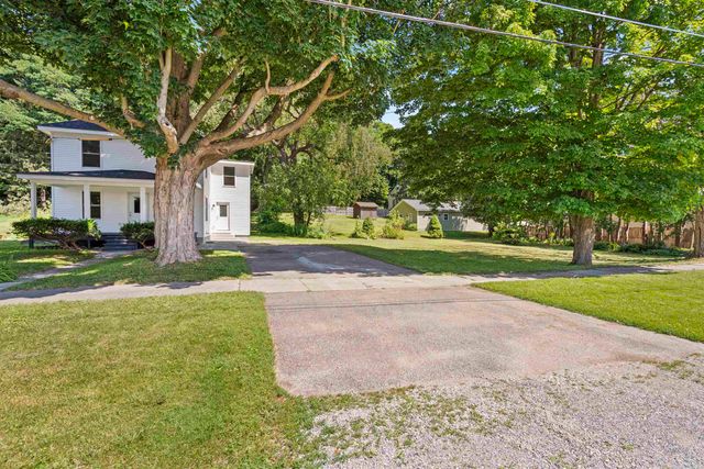15 Sunset Avenue, Milton, VT 05468