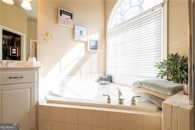 7655 Paces Lane, Gainesville, GA 30506